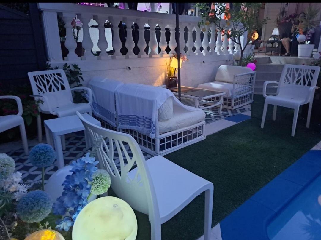 Suite-Junior -Villa Helene - Montpellier Sud - Aeroport- Piscine Privee-2Mn Des Plages Pérols Dış mekan fotoğraf